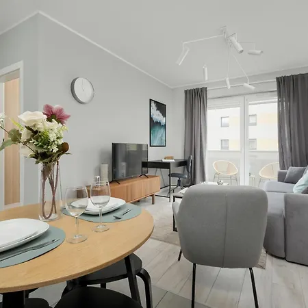 Promenady By Renters * Wroclaw